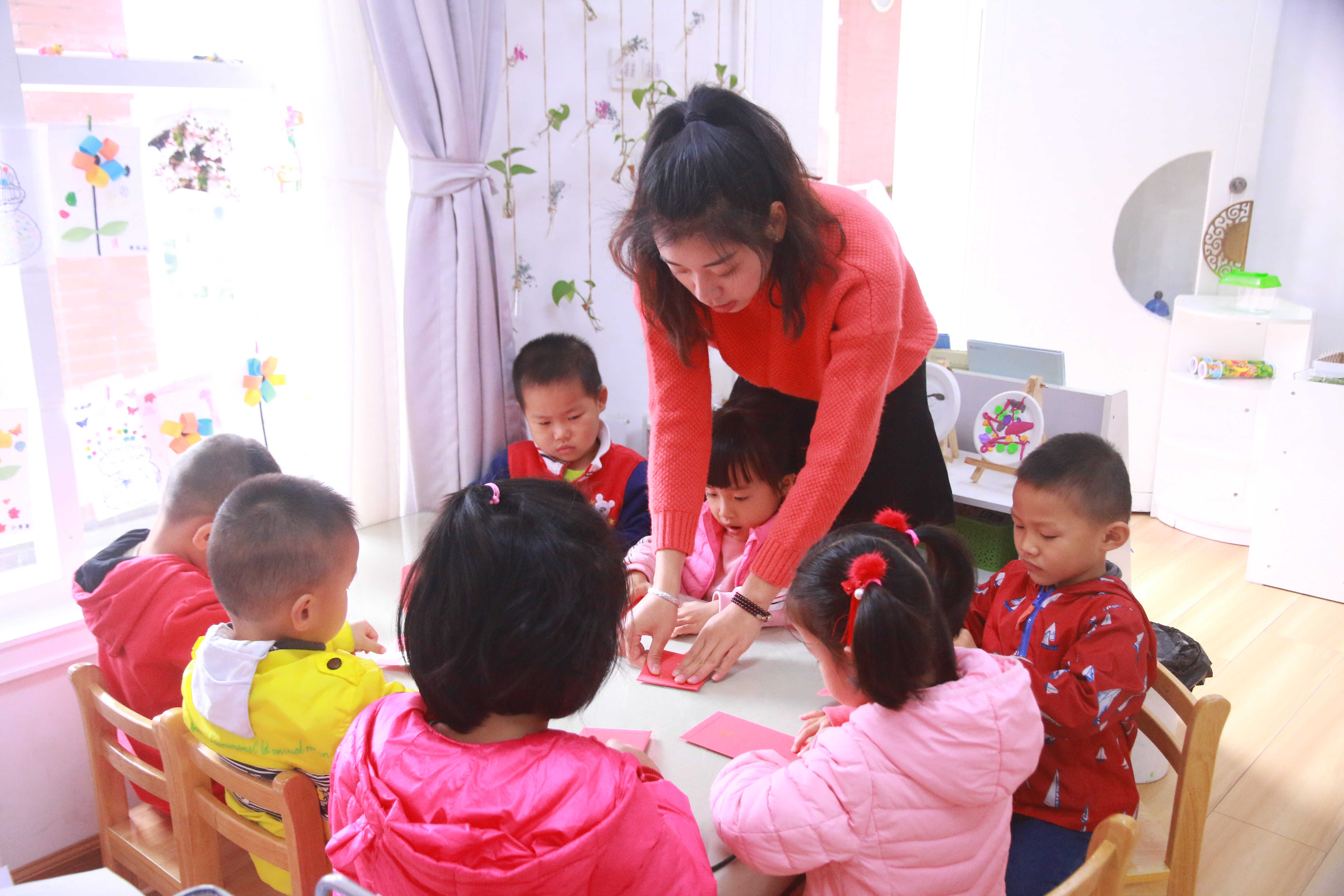 鹤岗市向阳区迪斯尼幼儿园